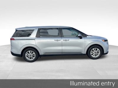 2023 Kia Carnival LX