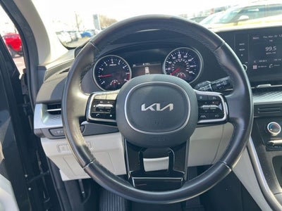 2024 Kia Carnival LX