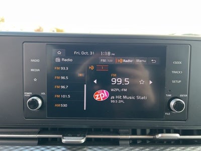 2024 Kia Carnival LX