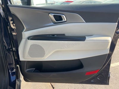 2024 Kia Carnival LX