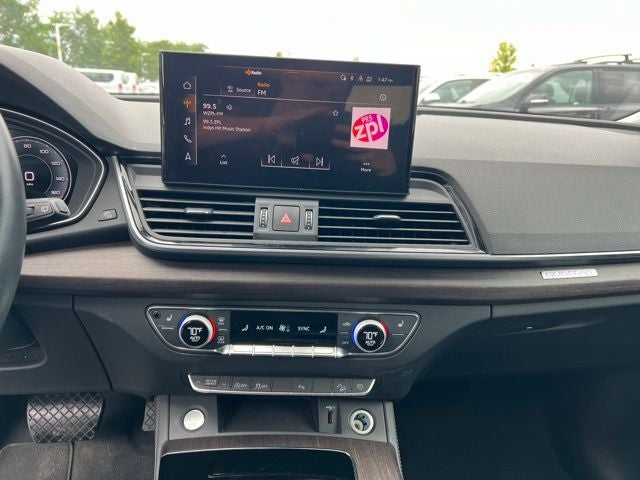 2024 Audi Q5 45 S line Premium quattro