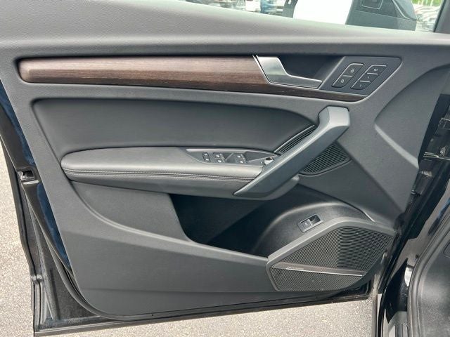 2024 Audi Q5 45 S line Premium quattro
