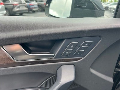 2024 Audi Q5 45 S line Premium quattro