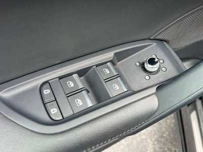 2024 Audi Q5 45 S line Premium quattro