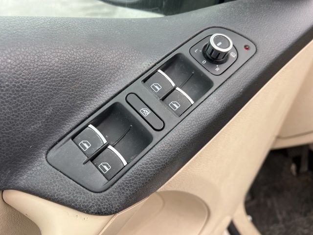 2011 Volkswagen Tiguan S