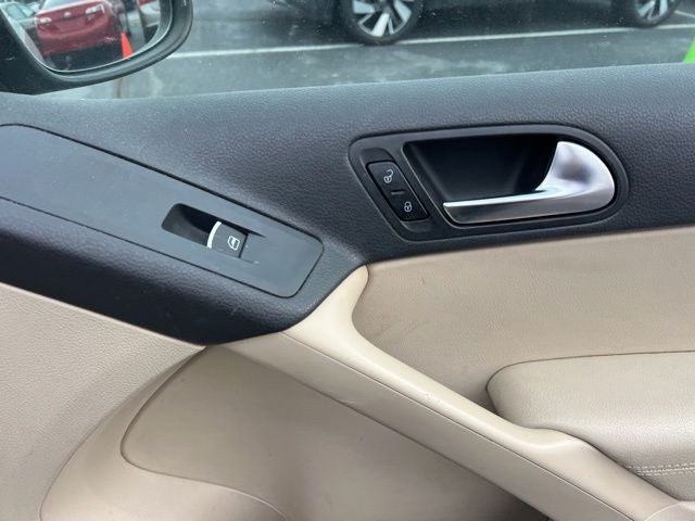 2011 Volkswagen Tiguan S