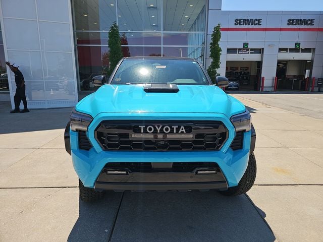 2026 Toyota Tacoma i-FORCE MAX TRD Pro