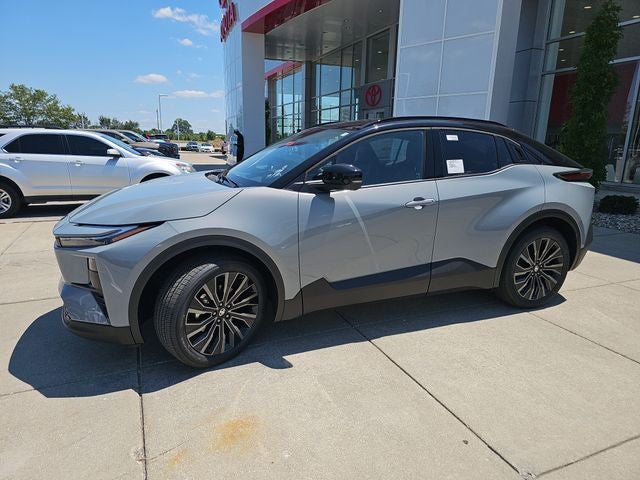 2026 Toyota C-HR XSE