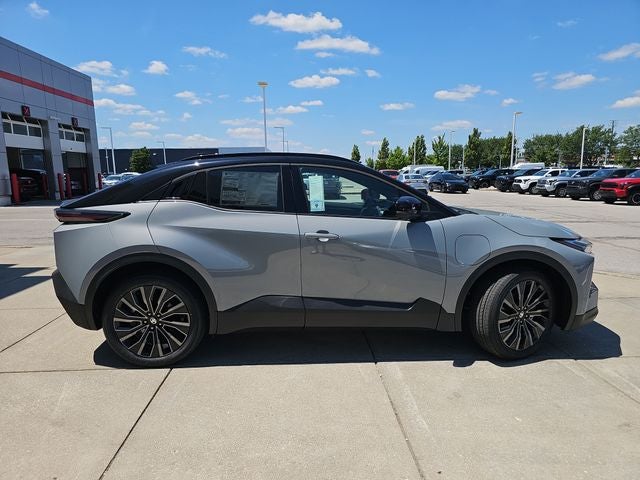 2026 Toyota C-HR XSE