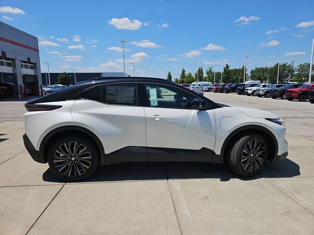 2026 Toyota C-HR XSE