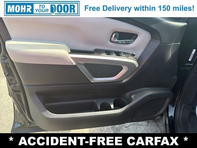 2020 Nissan Titan SV