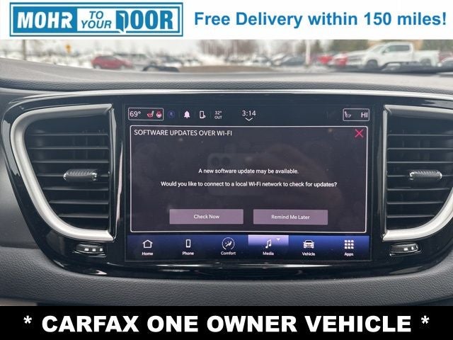 2023 Chrysler Pacifica Touring L