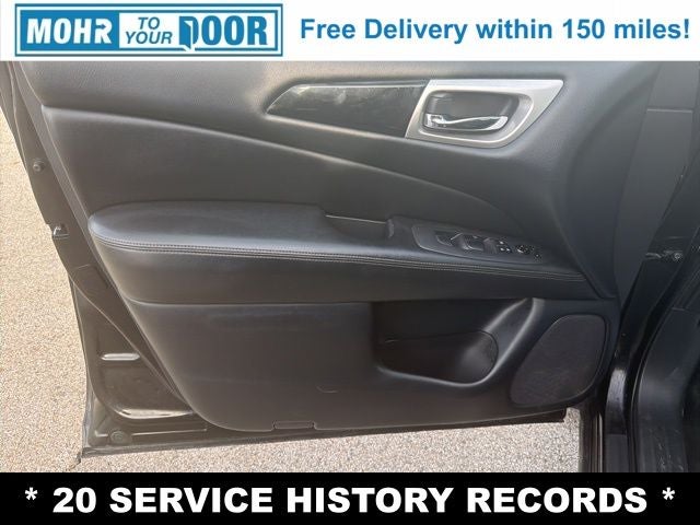 2020 Nissan Pathfinder S