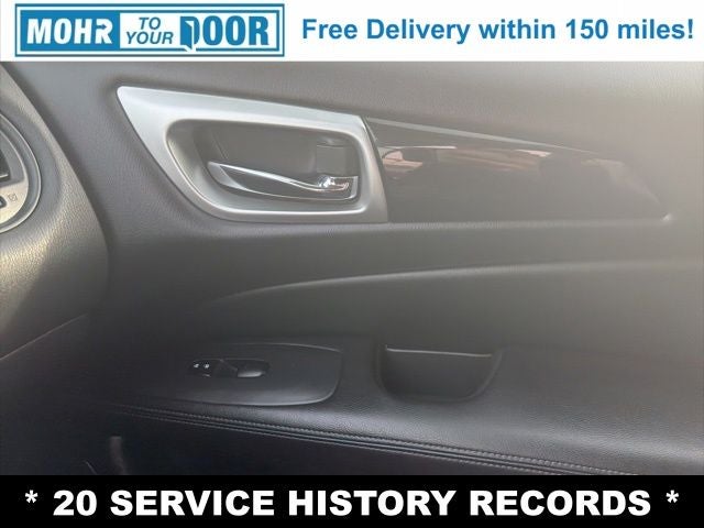 2020 Nissan Pathfinder S