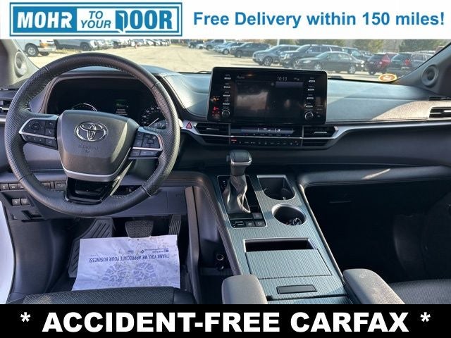 2023 Toyota Sienna XSE 7 Passenger