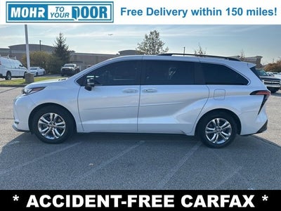 2023 Toyota Sienna XSE 7 Passenger