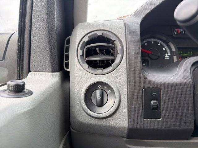 2013 Ford Econoline Wagon XL