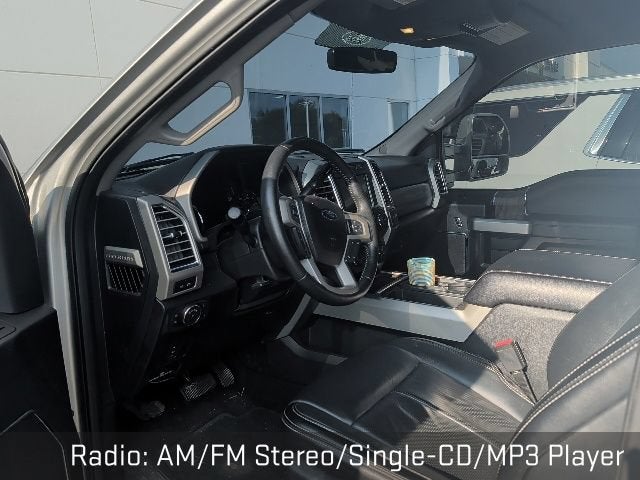 2017 Ford Super Duty F-350 DRW Lariat