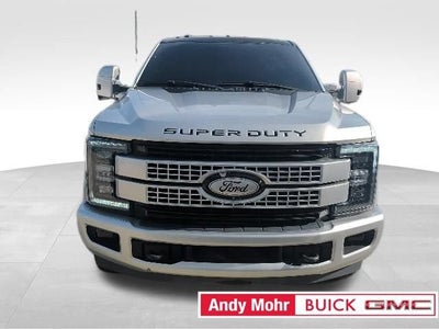2017 Ford Super Duty F-350 DRW Lariat