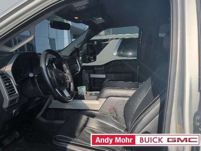 2017 Ford Super Duty F-350 DRW Lariat