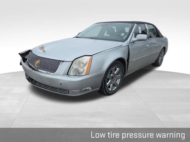 2010 Cadillac DTS w/1SD