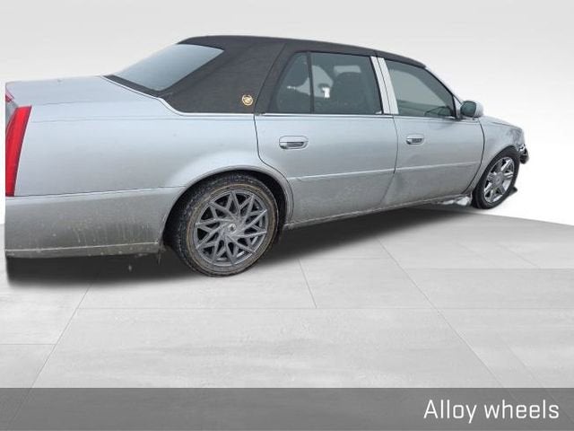 2010 Cadillac DTS w/1SD