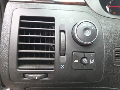 2010 Cadillac DTS w/1SD