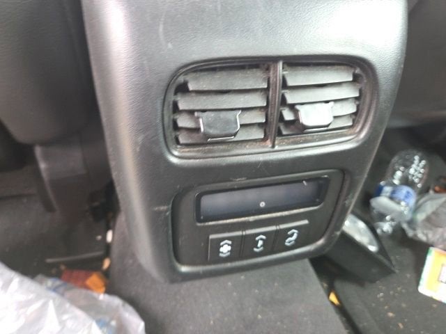 2010 Cadillac DTS w/1SD