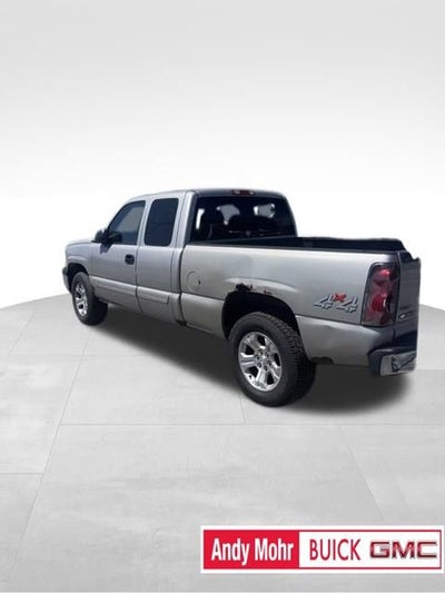 2005 Chevrolet Silverado 1500 LS