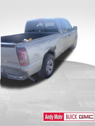 2005 Chevrolet Silverado 1500 LS