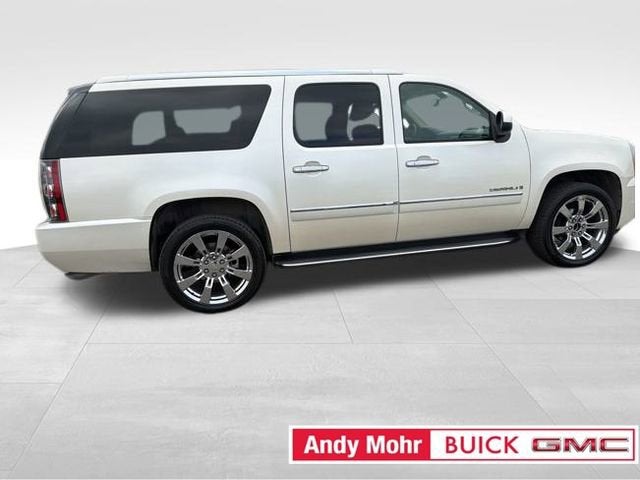 2009 GMC Yukon XL 4DR 4WD 1500