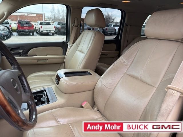 2009 GMC Yukon XL 4DR 4WD 1500