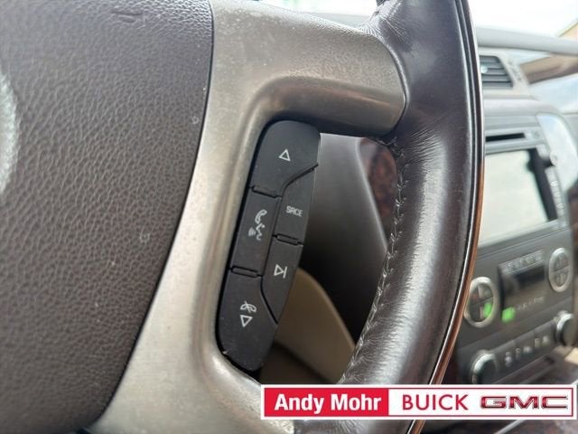 2009 GMC Yukon XL 4DR 4WD 1500