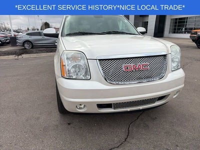 2009 GMC Yukon XL 4DR 4WD 1500