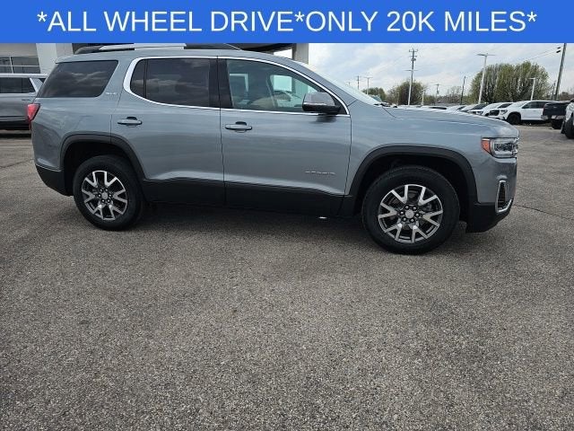 2023 GMC Acadia SLE