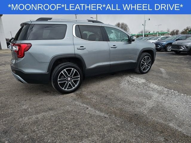2023 GMC Acadia SLT