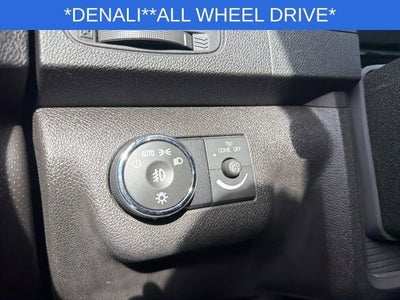 2011 GMC Acadia Denali