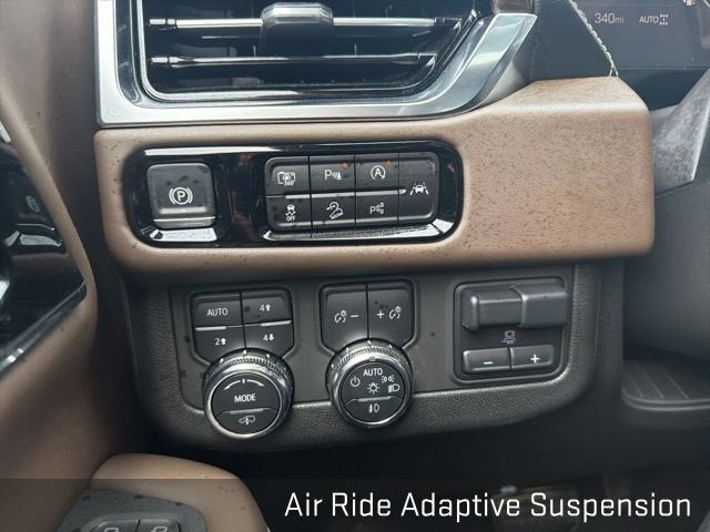 2025 GMC Yukon Denali Ultimate