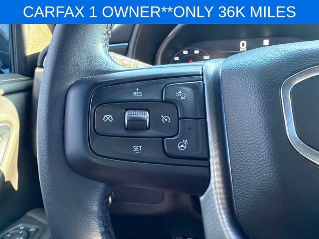 2022 GMC Yukon XL SLT