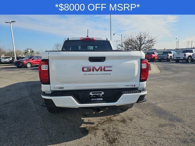2025 GMC Canyon AT4