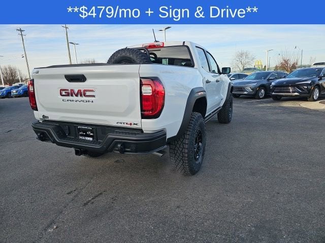 2025 GMC Canyon AT4