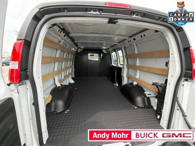 2025 GMC Savana Cargo Work Van