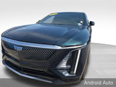 2025 Cadillac LYRIQ Luxury 3