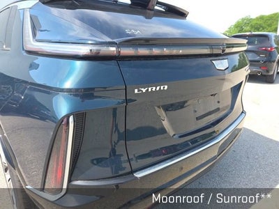 2025 Cadillac LYRIQ Luxury 3