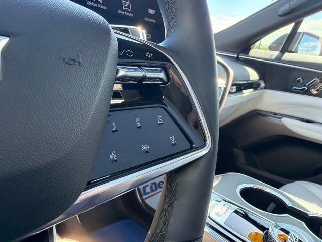 2025 Cadillac LYRIQ Sport 1