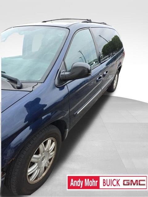 2006 Chrysler Town & Country LWB Touring