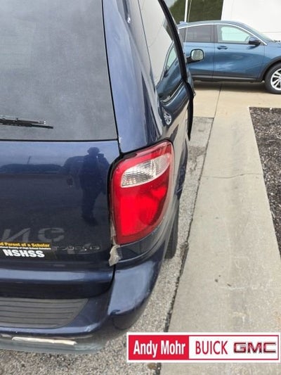 2006 Chrysler Town & Country LWB Touring