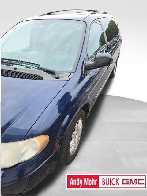 2006 Chrysler Town & Country LWB Touring