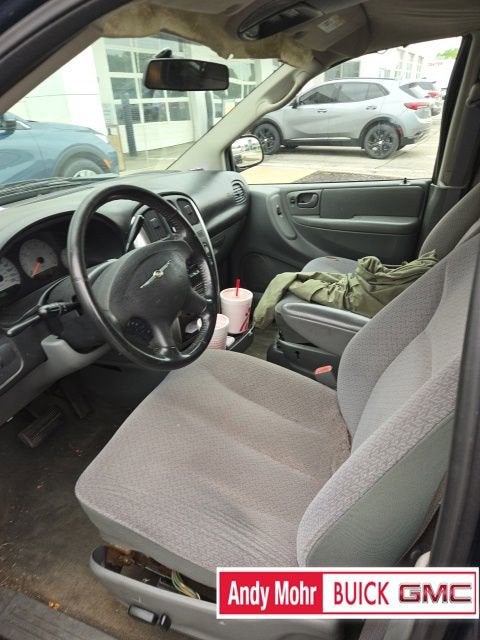 2006 Chrysler Town & Country LWB Touring