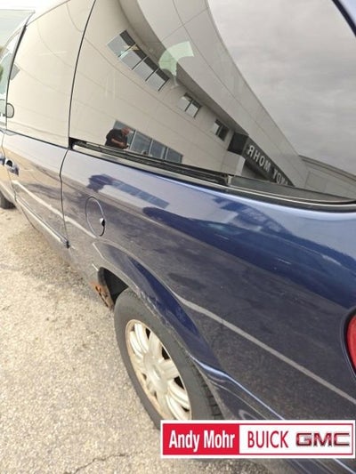 2006 Chrysler Town & Country LWB Touring